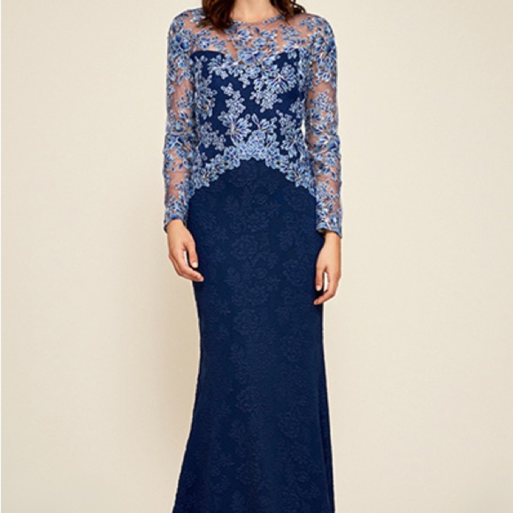 Tadashi Shoji Kalinda Embroidered Jacquard Gown Elegant Navy Blue Floral Lace